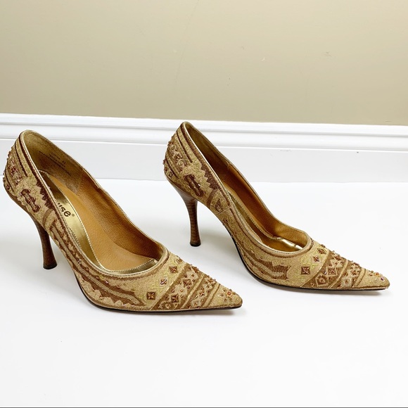 Dollhouse gold embroidered beaded pointed toe heel - Picture 3 of 10